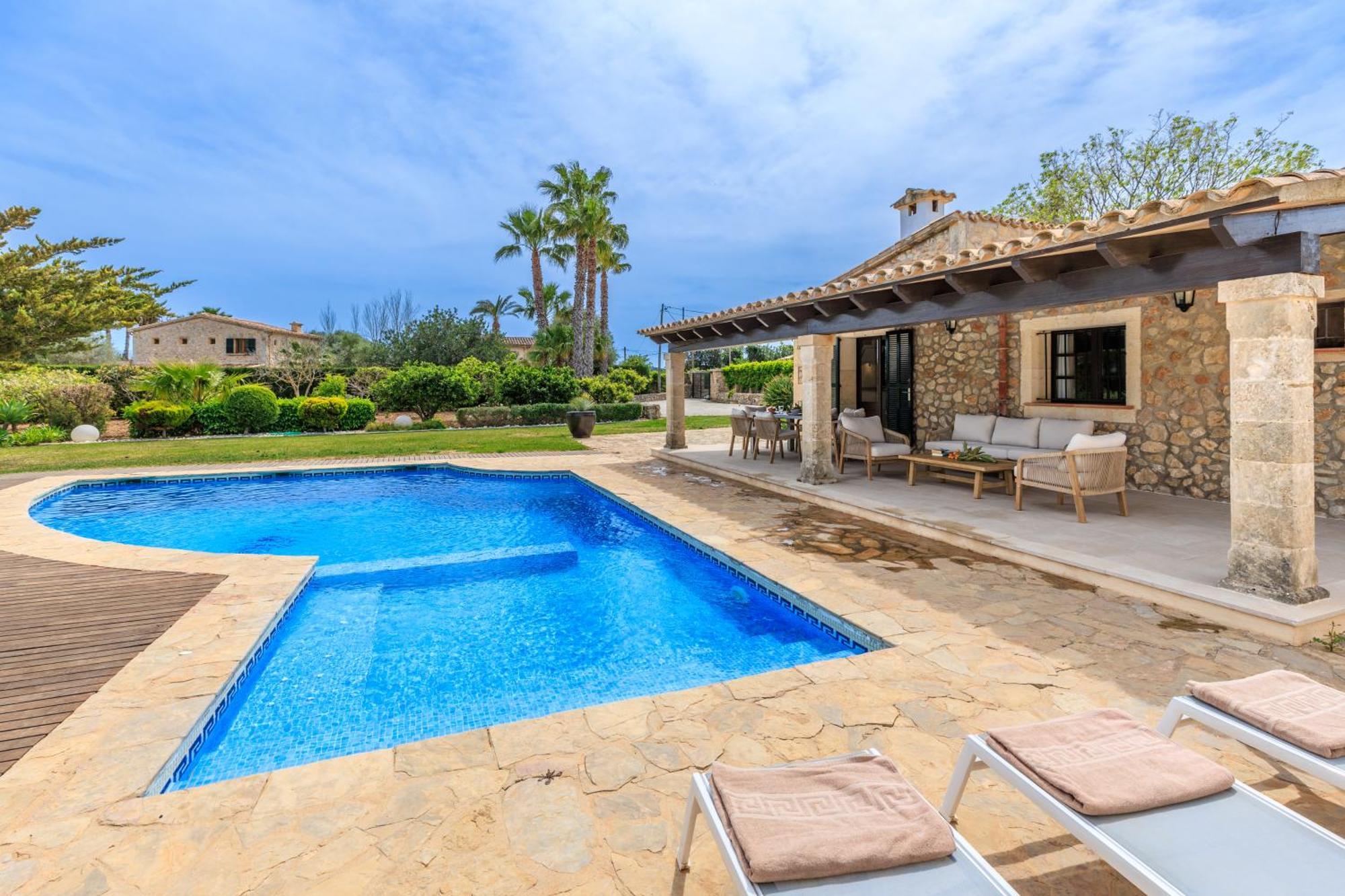 Villa Benvingut By Sealand Villas Port de Pollença Extérieur photo